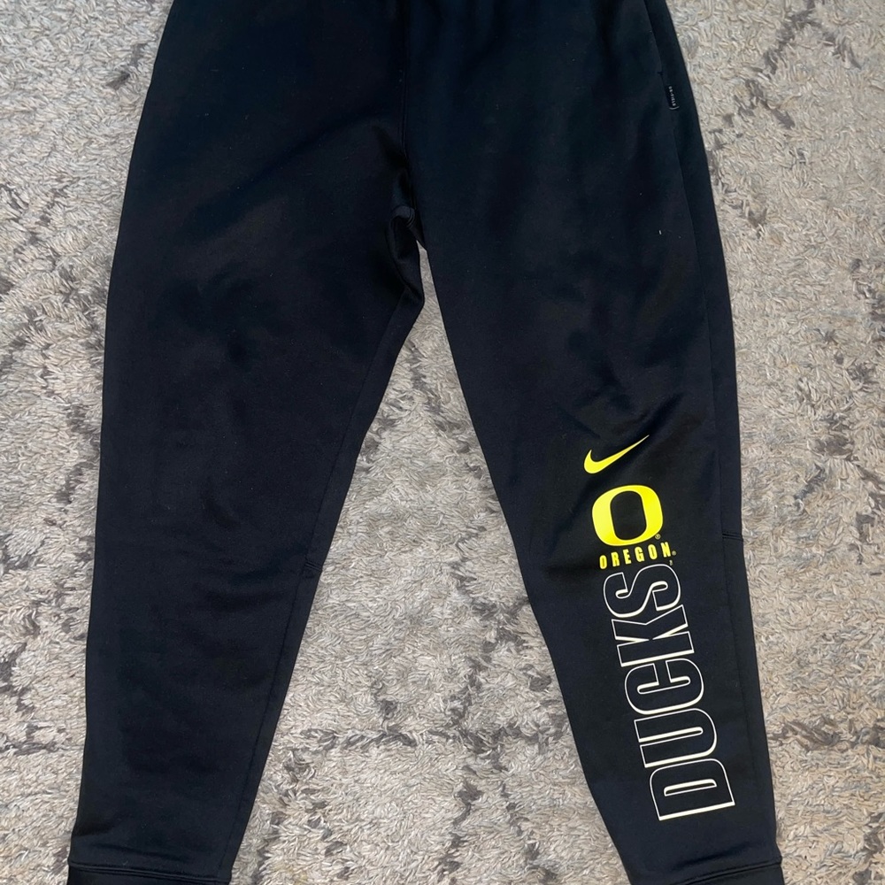 SOLD/Nike Dri-Fit Oregon Sweats!